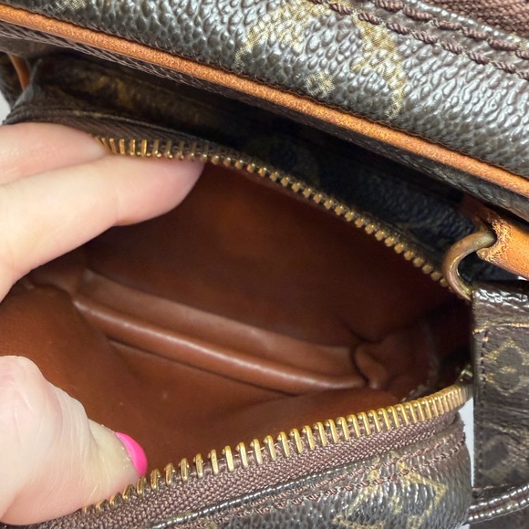 Louis Vuitton Mini Amazon Crossbody Monogram - Picture 6 of 13